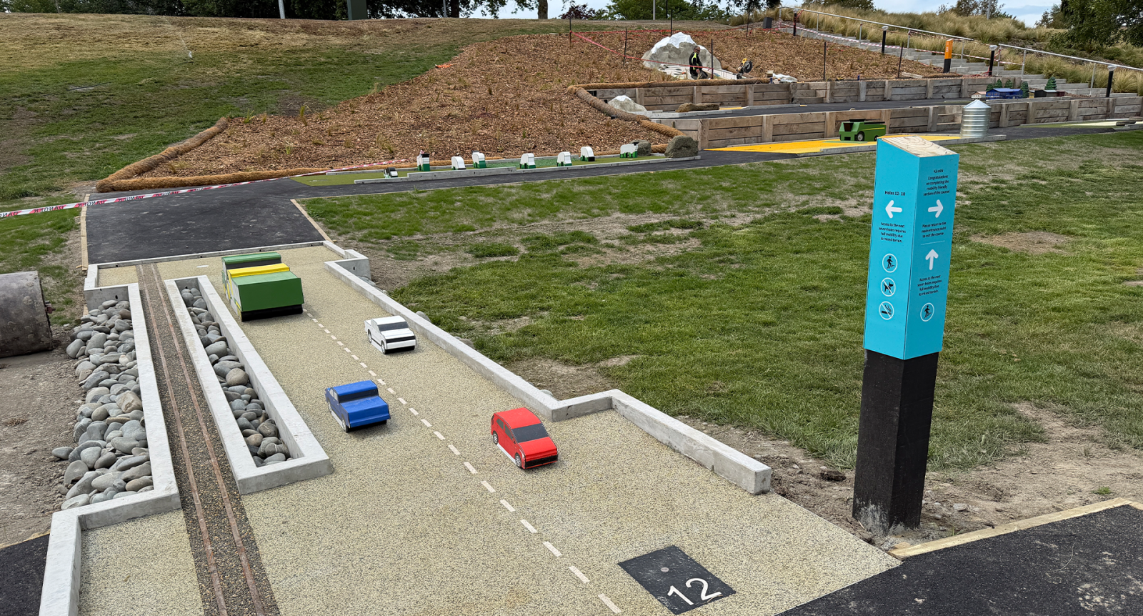 Mini golf hole banner image