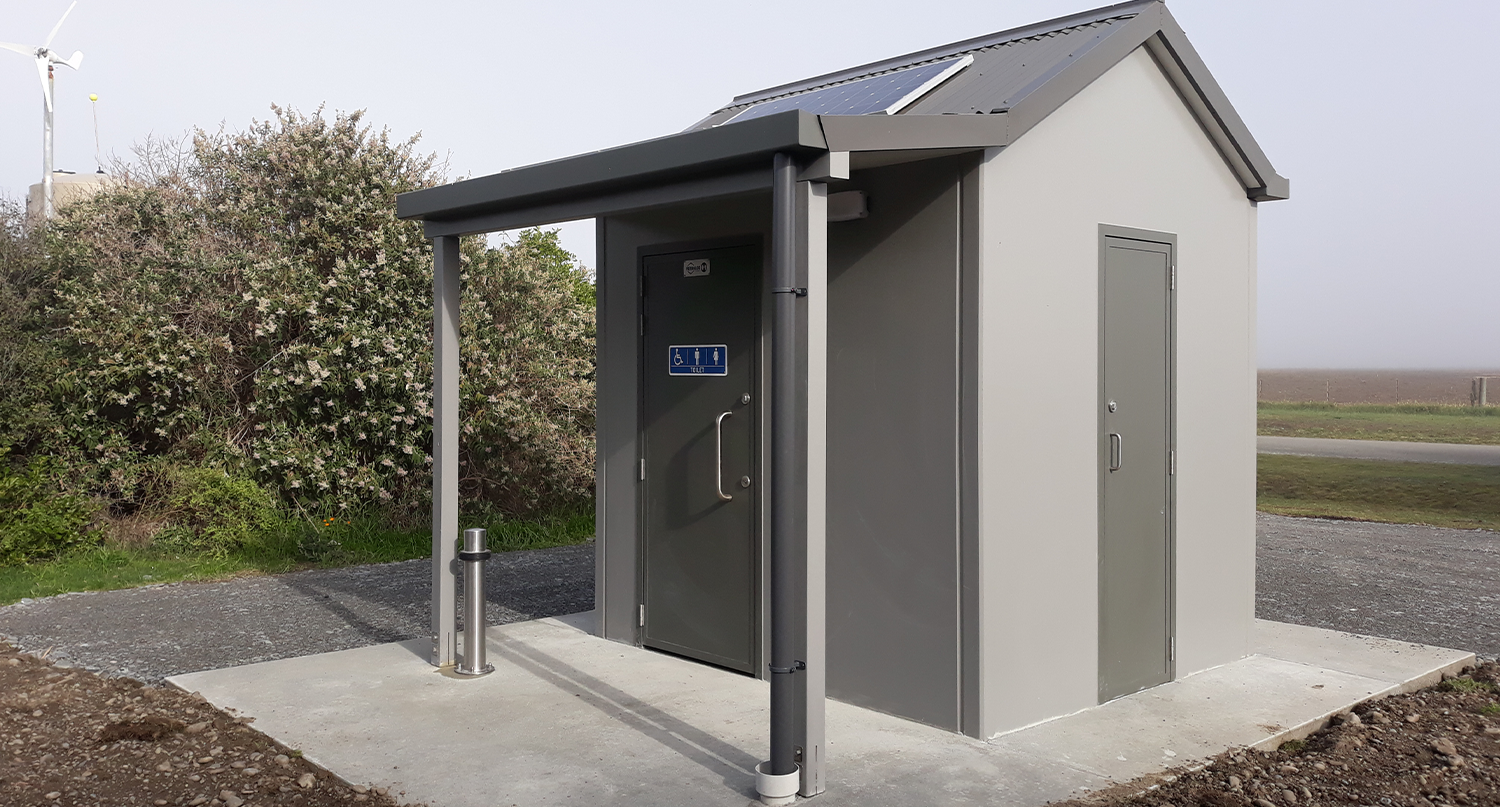 New toilets now open at Wakanui Beach and Bowyers Stream | Ashburton DC