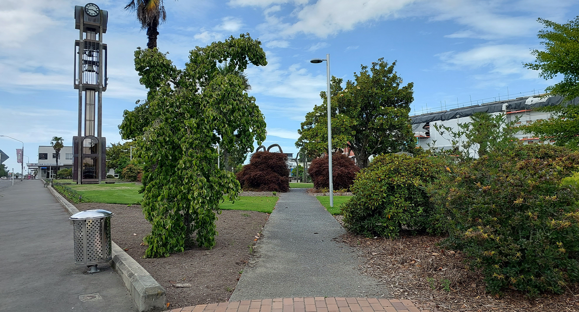 Ashburton civic square and garden