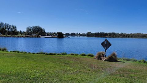 Algal bloom warning lifted for Lake Hood