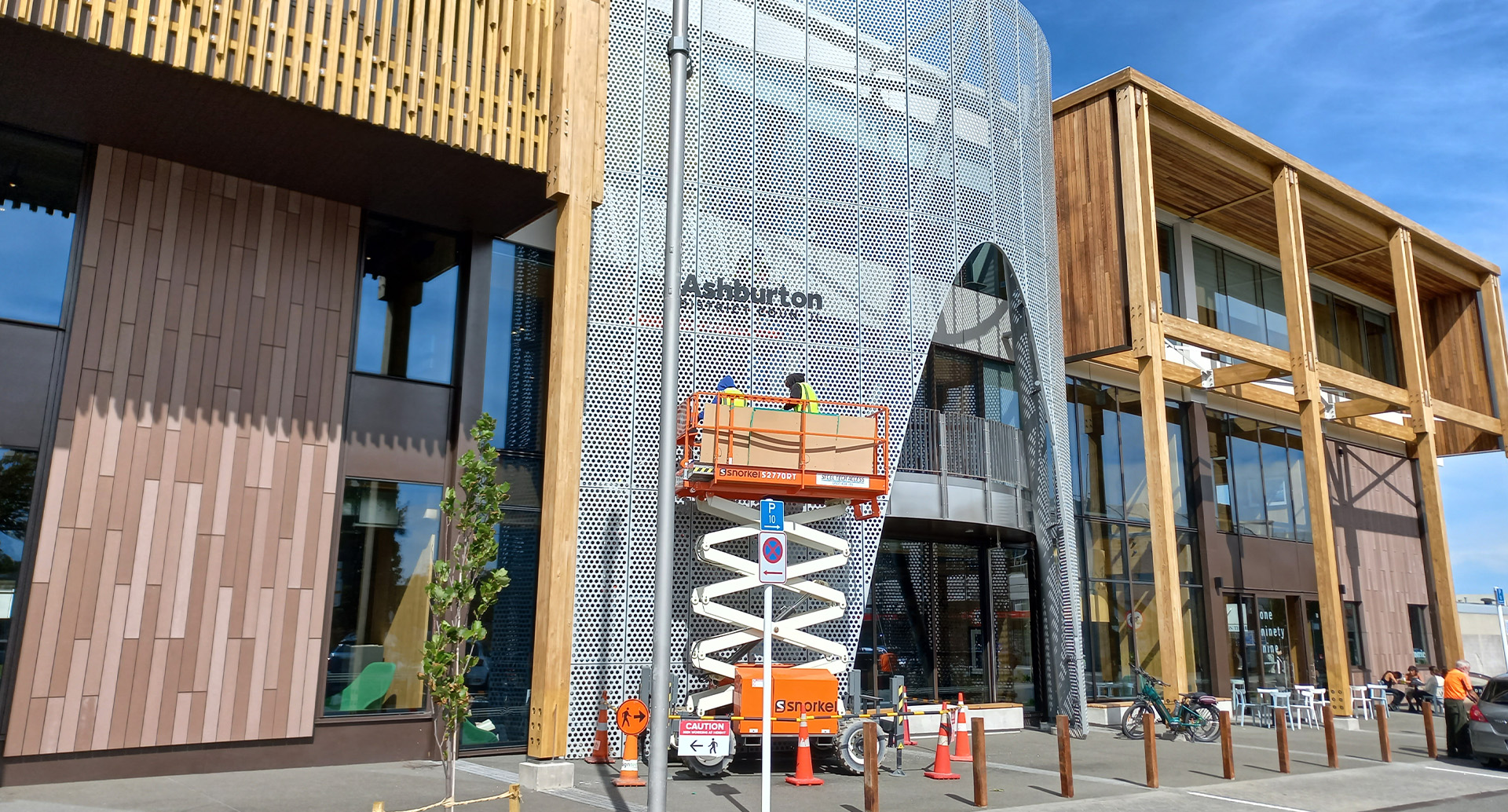 Contractors on scissor lift